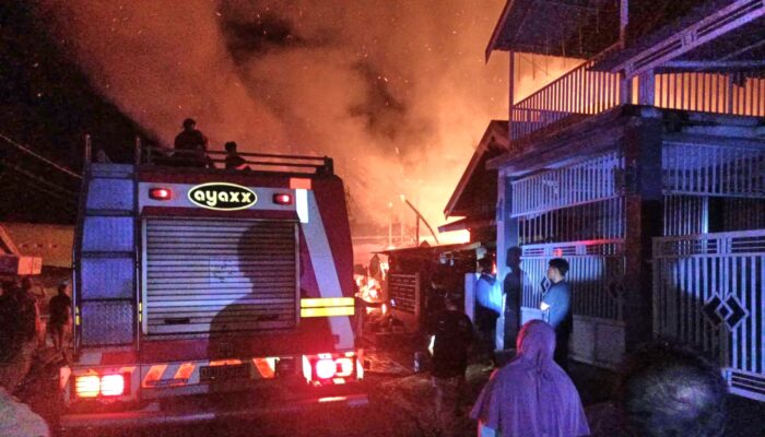 Jago Merah Lahap 13 Unit Rumah di Kecamatan Pomaala