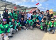 Wujud Kepedulian, Kadin Sultra Salurkan Bantuan Beras untuk Ratusan Pengemudi Ojol di Kendari