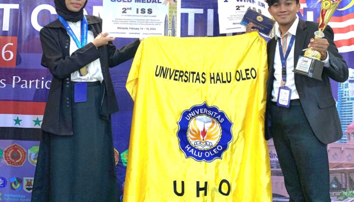 Dua Mahasiswa UHO Bersinar di Kancah Internasional, Raih Gold Medal