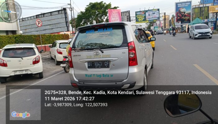 Lembaga Kursus YPA Handayani Disorot Setelah Mobilnya Diduga Membuat Kemacetan di Jalan Umum
