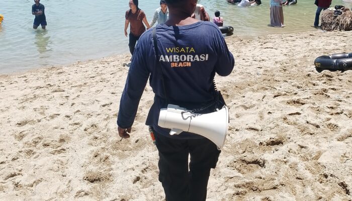 Pantai Tamborasi Kolaka Kian Aman dan Ramah Keluarga