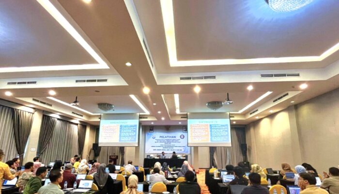 Guna Tingkatkan Kualitas Pembelajaran, UHO Gelar Pelatihan PEKERTI