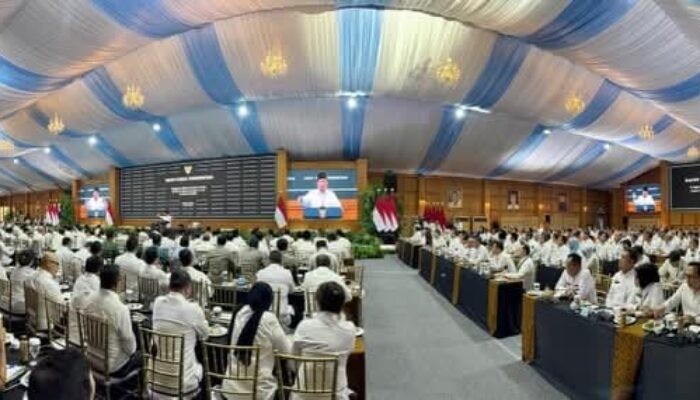 Prabowo Turunkan Biaya Haji dan Evaluasi IUP di Kawasan Hutan