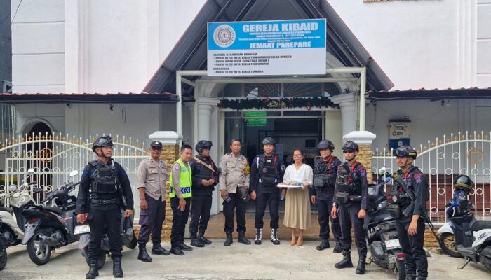 Polres Parepare Amankan Ibadah Minggu Paskah, Jamin Umat Beribadah dengan Khidmat