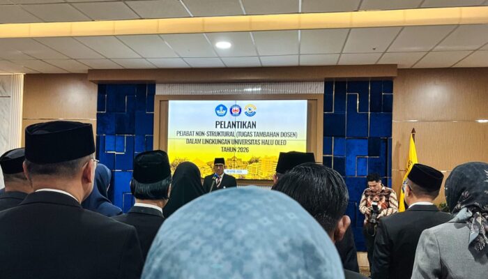 Plt Rektor UHO Lantik 29 Pejabat Nonstruktural