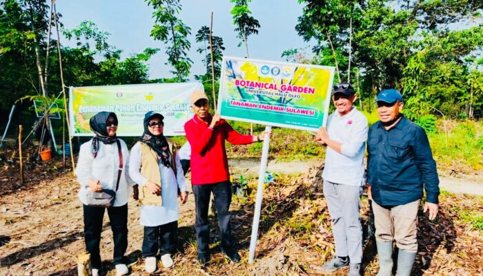 Peringati Hari Bumi 2026, UHO Tanam 30 Pohon Endemik Sulawesi di Kebun Hayati