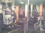 Damkar Kendari Padamkan Kebakaran Rumah di BTN Puri Magaha, 1 Mobil dan 5 Motor Terbakar