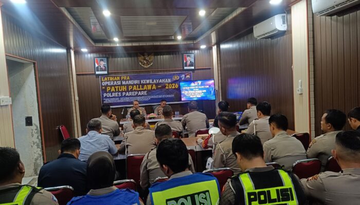 Jelang Operasi Patuh Pallawa 2026, Kapolres Parepare Perintahkan Cek Kelengkapan Kendaraan Personel