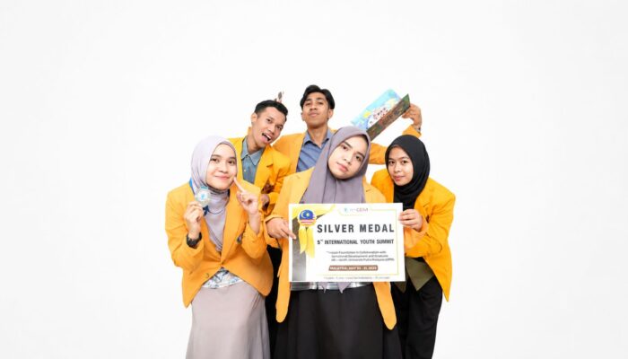 Raih Medali Perak, Mahasiswa UHO Buktikan Inovasi Lokal Mampu Bersaing di Kancah Dunia