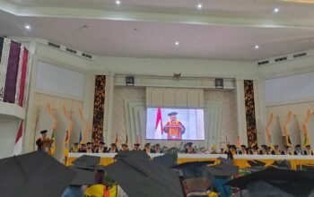 763 Lulusan UHO Resmi Diwisuda, Rektor Ingatkan Tantangan Baru di Dunia Kerja