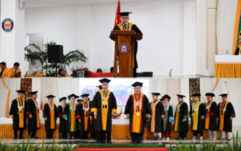 UHO Wisuda 732 Lulusan, Rektor Tekankan Adaptasi dan Inovasi Hadapi Tantangan Global