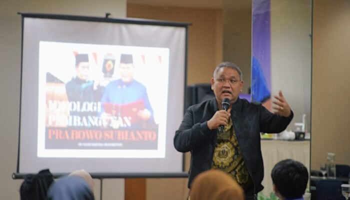 Teguh Santosa: Tidak Benar Putin Kritik Prabowo