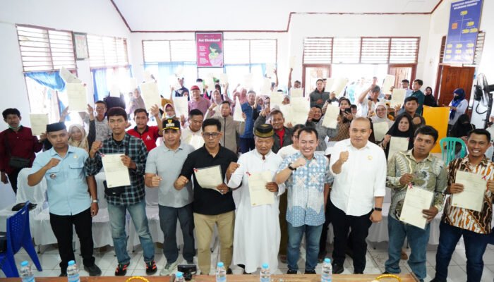 Bahtra Tegaskan Komitmen Kawal Program PTSL di Sultra