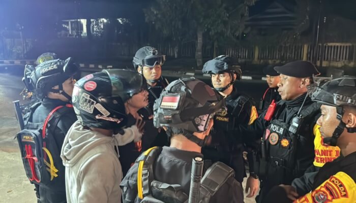 Tim Patroli Polda Sultra Amankan Dua Pemuda yang Diduga Lempari Kendaraan
